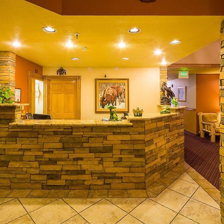 Alpine Inn & Suites Gunnison Bagian luar foto