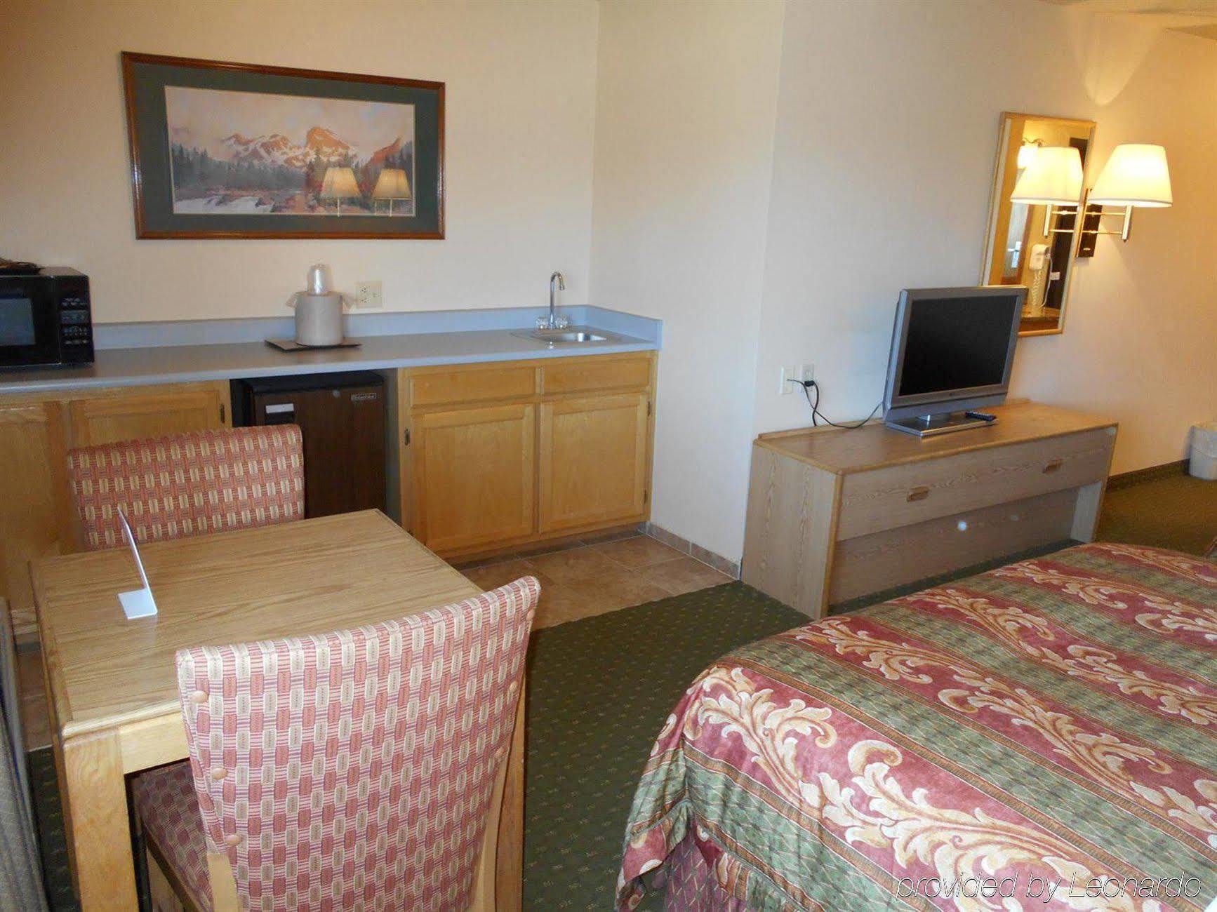 Alpine Inn & Suites Gunnison Bagian luar foto