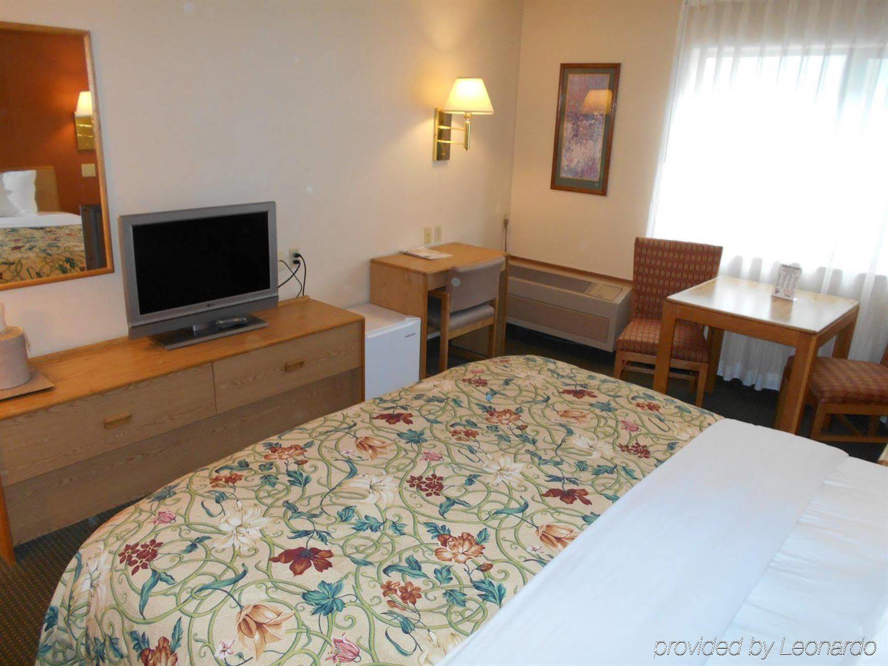 Alpine Inn & Suites Gunnison Bagian luar foto