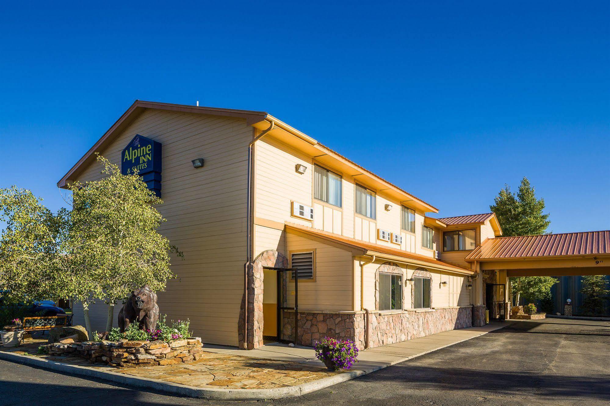 Alpine Inn & Suites Gunnison Bagian luar foto