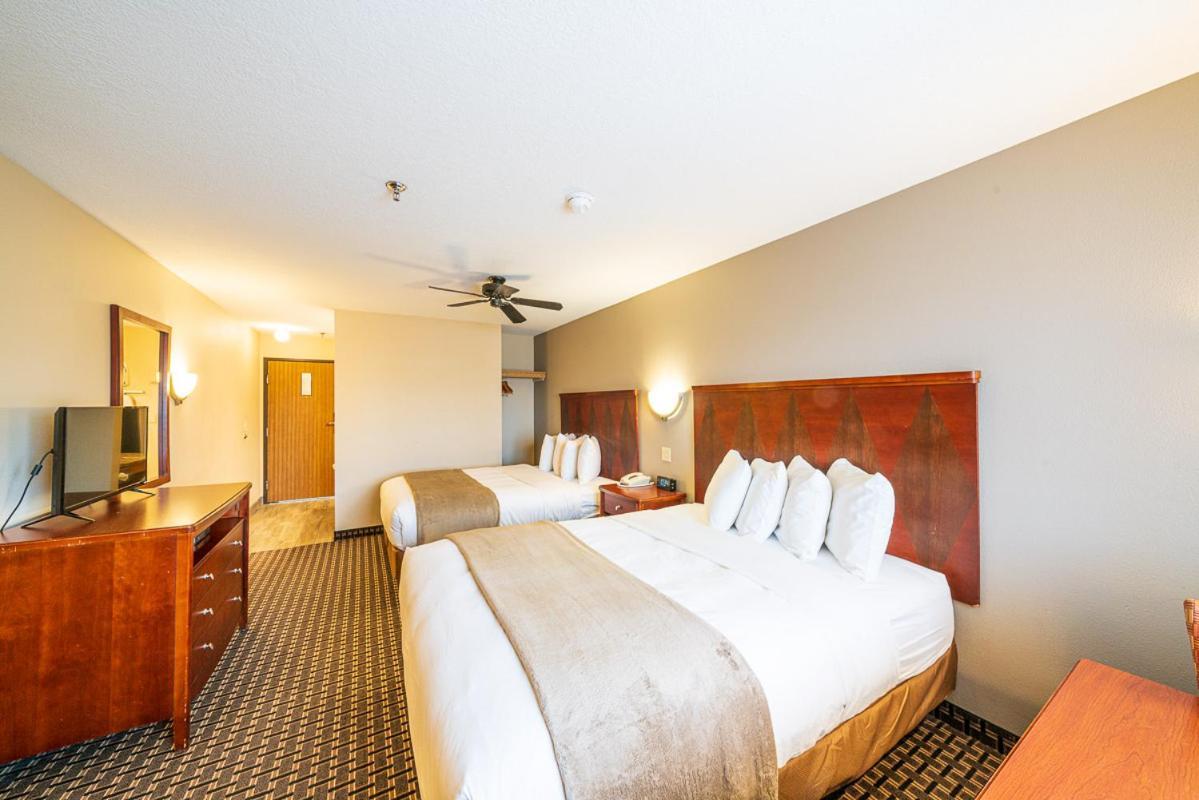 Alpine Inn & Suites Gunnison Bagian luar foto