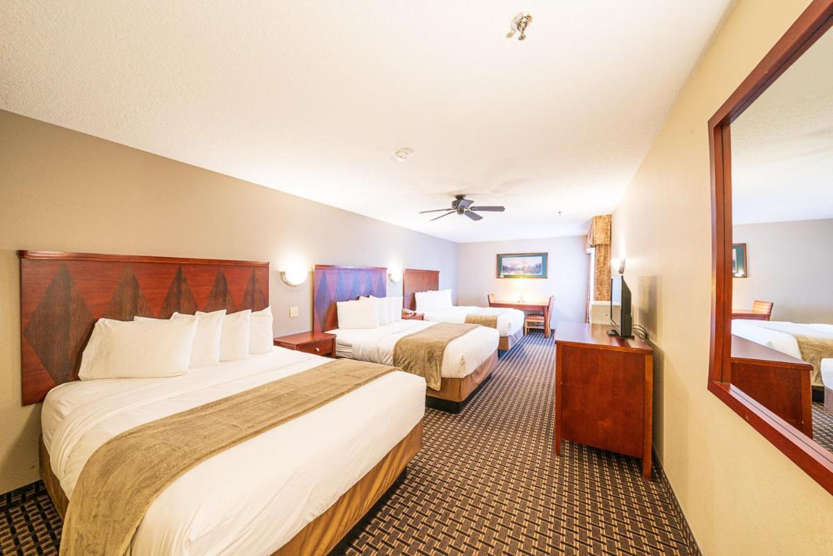 Alpine Inn & Suites Gunnison Bagian luar foto