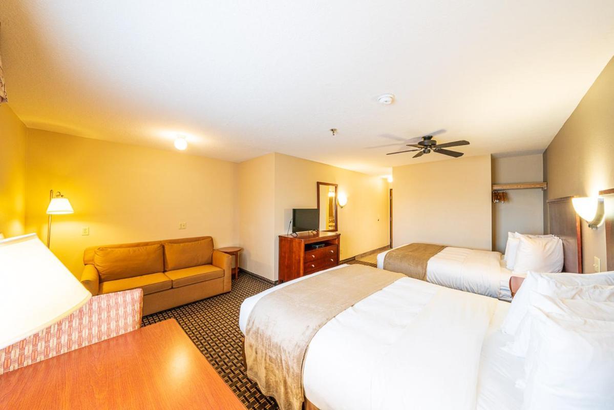 Alpine Inn & Suites Gunnison Bagian luar foto